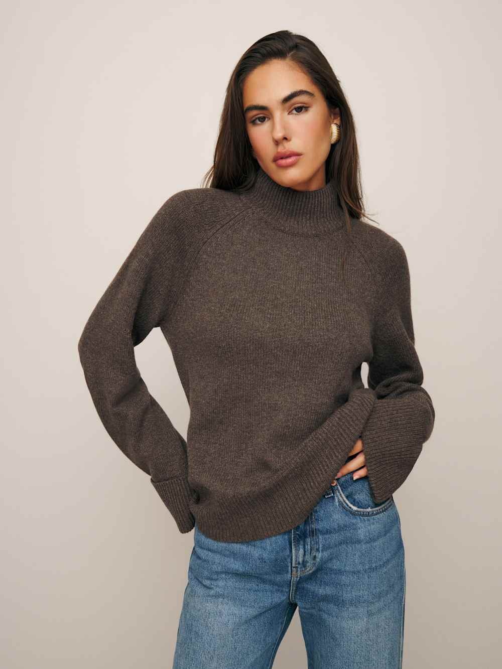 Reformation Garrett cashmere sweater in hedgerow / size s - Picture 3 of 5
